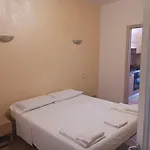 Le Porte Del Sole بيت ضيافة 3*