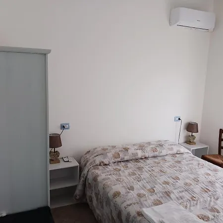 太阳门旅馆 招待所 基拉索勒