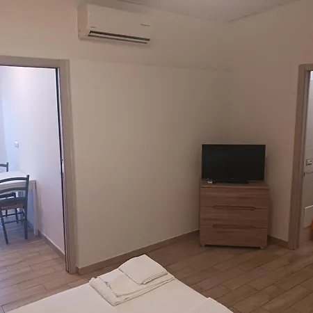 太阳门旅馆 招待所 基拉索勒