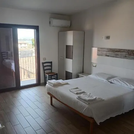Le Porte Del Sole Guest house Girasole