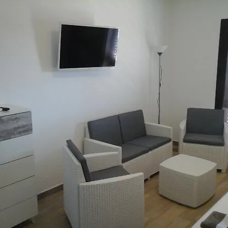 Le Porte Del Sole Pensión Girasole